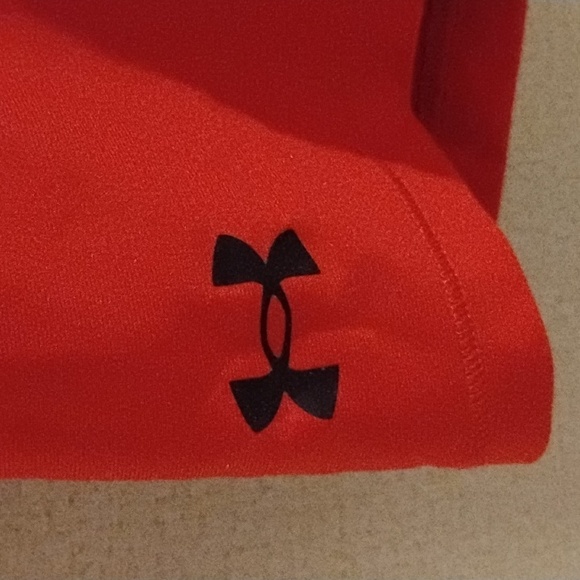 *SOLD*🌸Under Armour Red Reversible Athletic Shorts Small - Picture 7 of 8